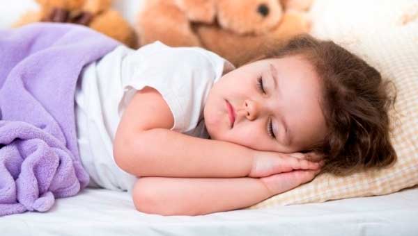 Особливості сну у малюків